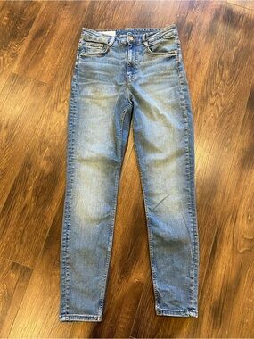 Zara high rise skinny jeans light wash super stretch